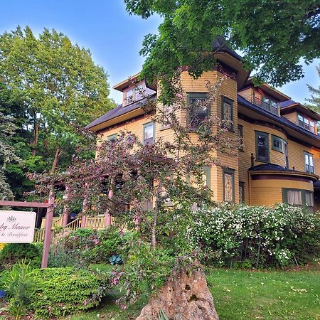 Ruby Manor Bed & Breakfast Gananoque Εξωτερικό φωτογραφία