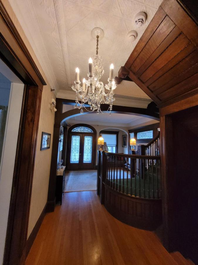 Ruby Manor Bed & Breakfast Gananoque Εξωτερικό φωτογραφία